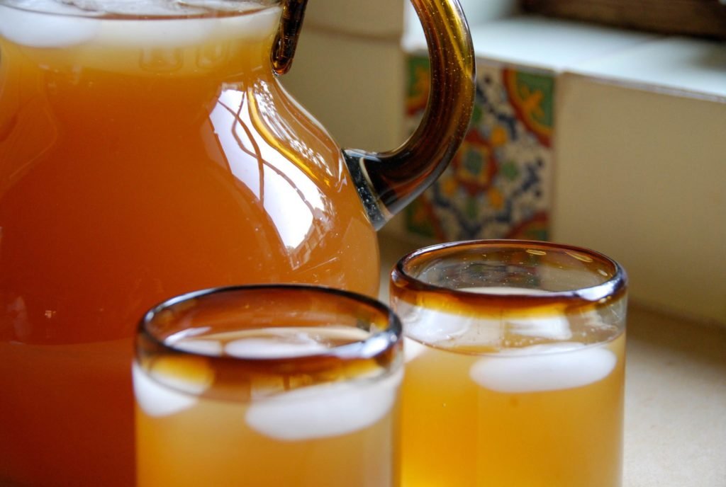 Bocachi, tepache artesanal de piña